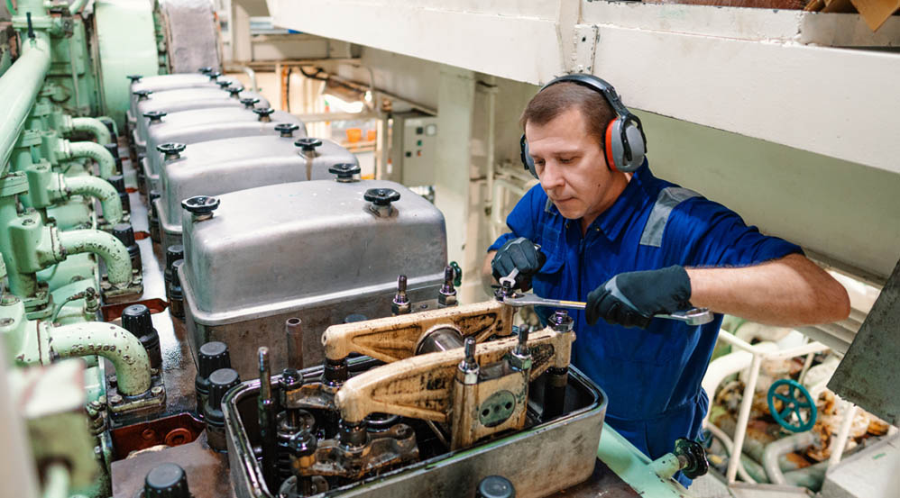 The Most Important Inboard Services for a Marine Engine